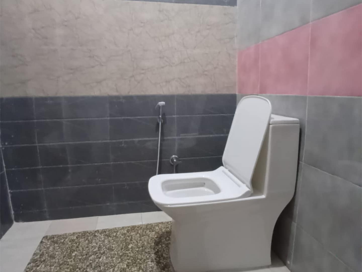 Twin Beded Room Bathroom 1